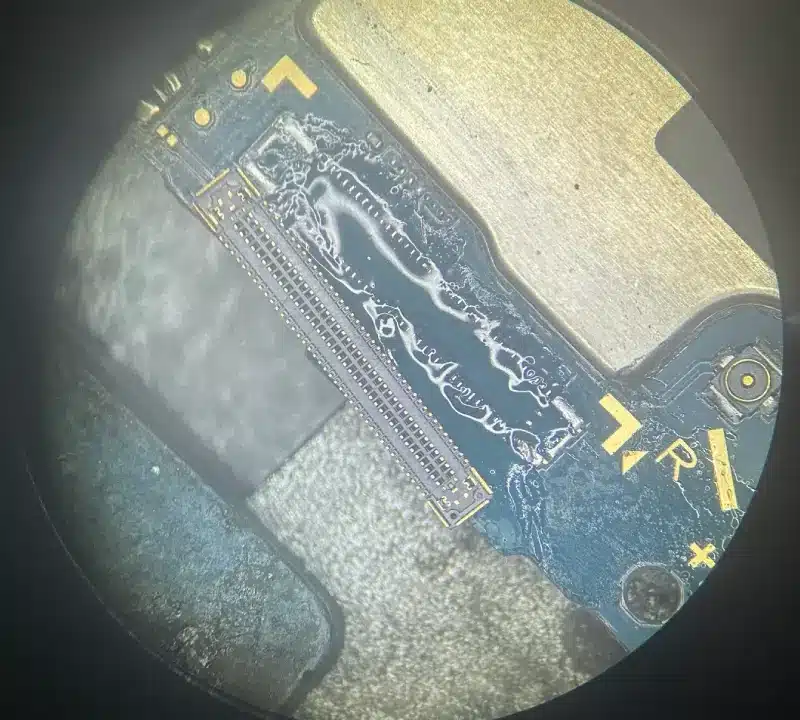 Zamena FPC konektora – kada telefon ne reaguje