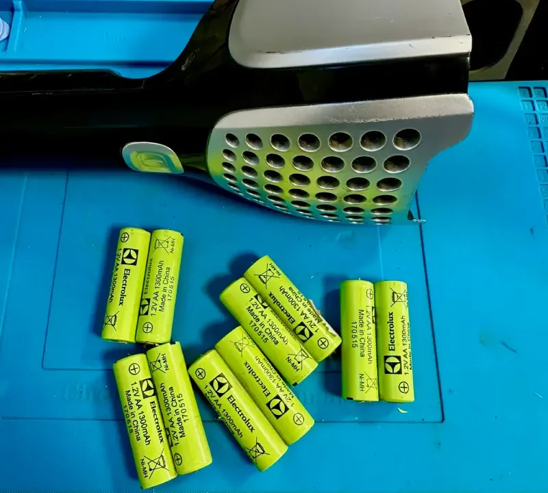 Štapni usisivač se brzo prazni Da li se isplati zameniti bateriju