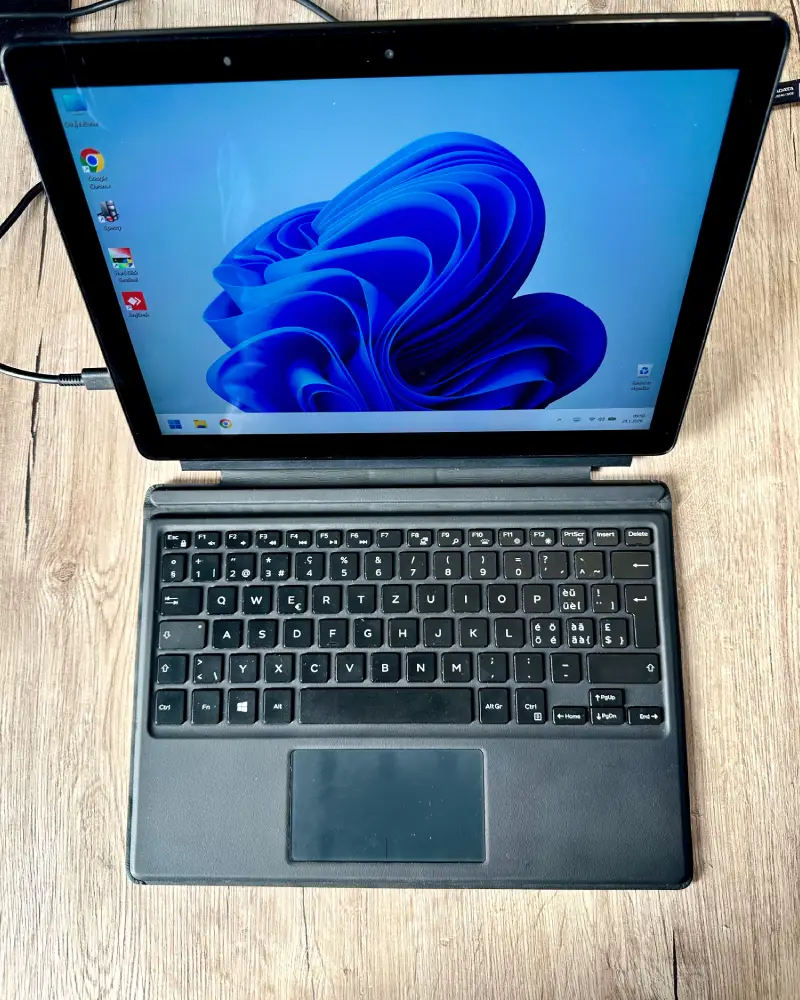 2 u 1 laptop pre čišćenja i zamene termalne paste – ITEK037 servis Kruševac